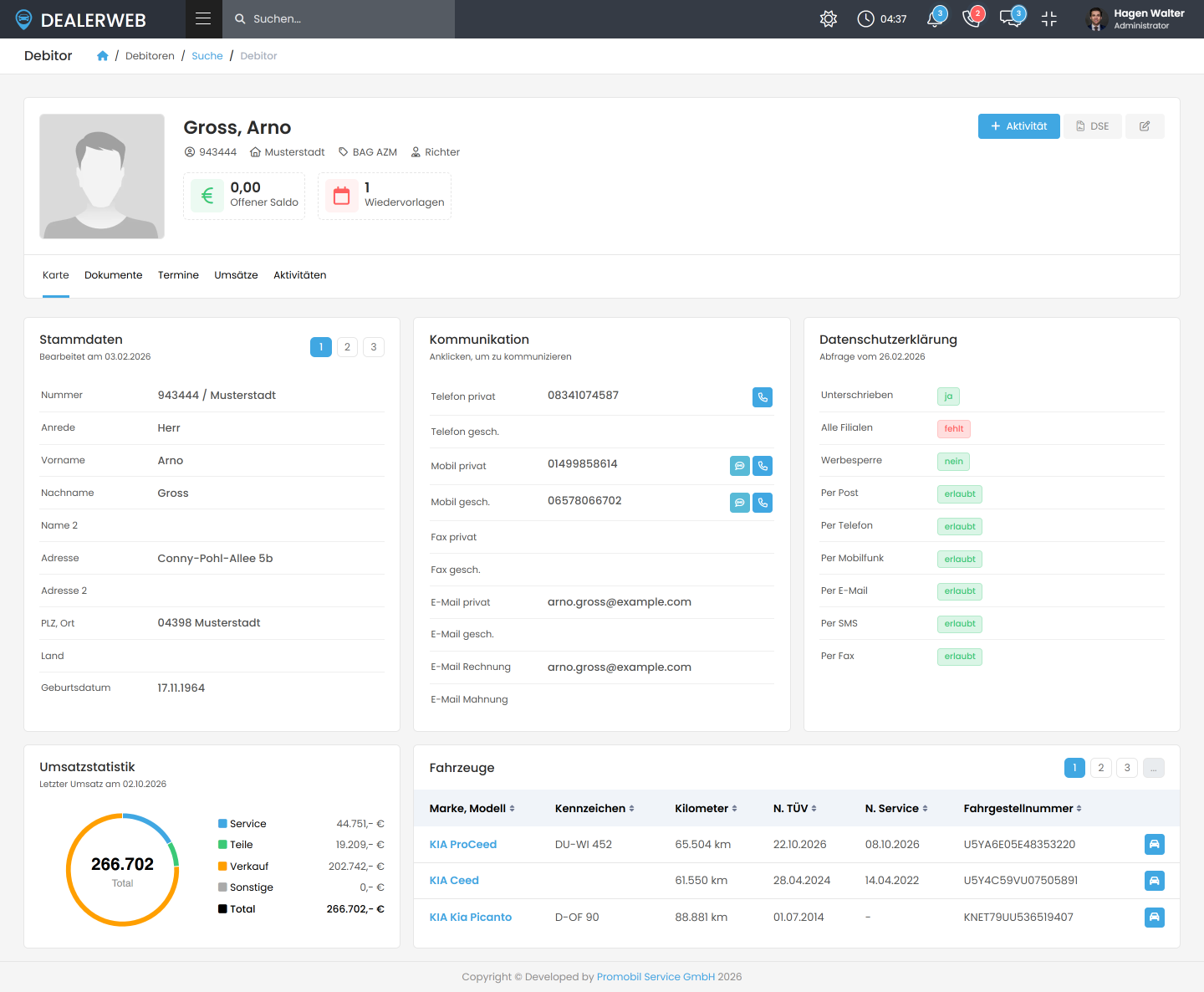 Kundenkarte mit Kontaktdaten und Umsatzstatistik